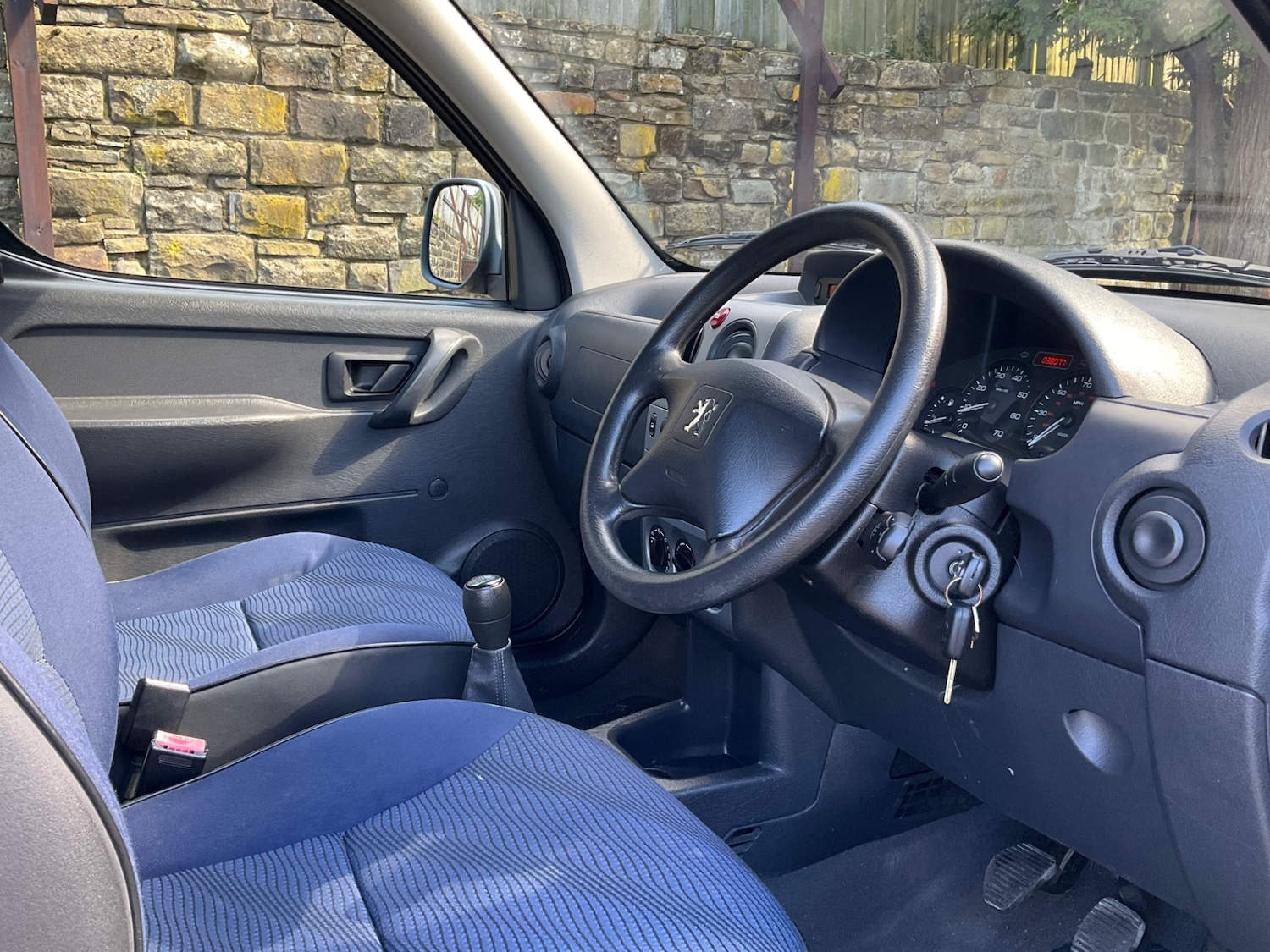 Used Peugeot Partner 2010 for sale - 78112500: Photo 11