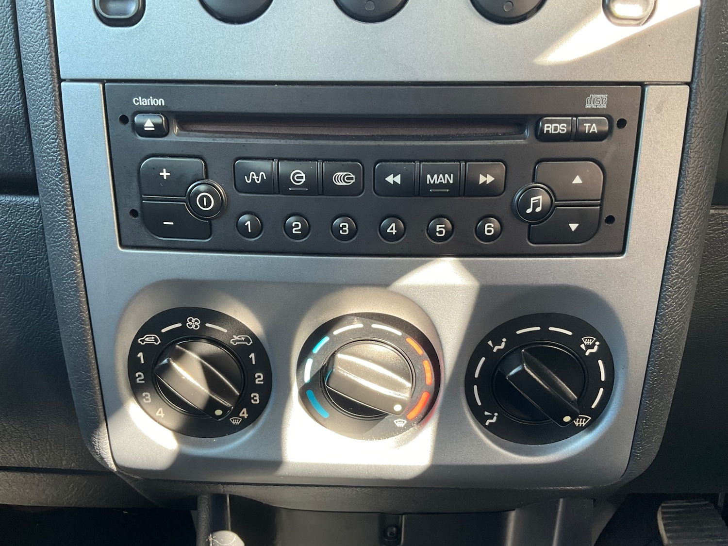 Used Peugeot Partner 2010 for sale - 78112500: Photo 23