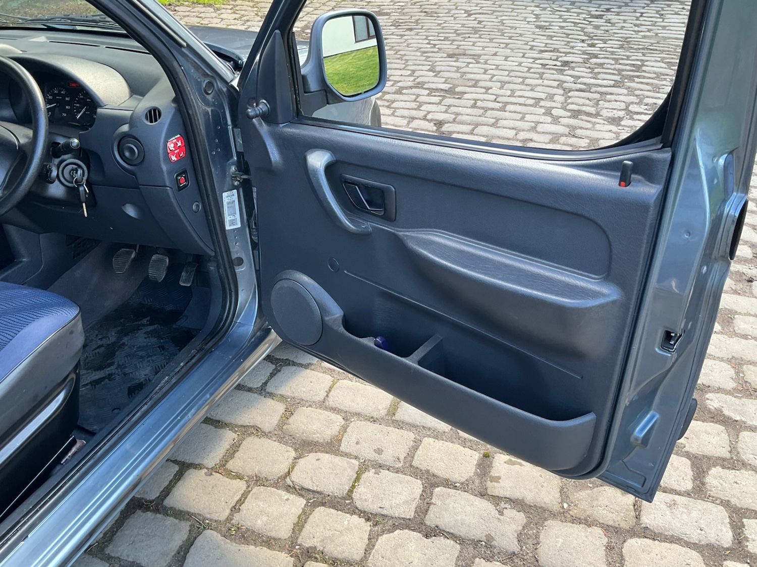 Used Peugeot Partner 2010 for sale - 78112500: Photo 30