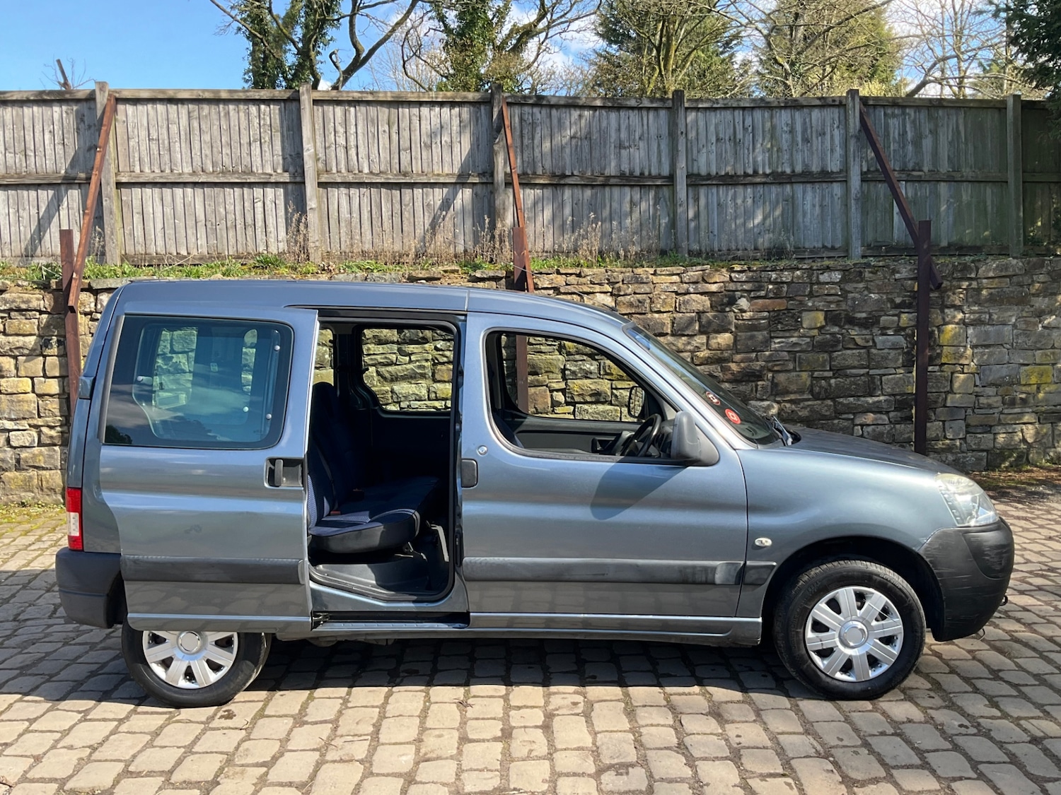 Used Peugeot Partner 2010 for sale - 78112500: Photo 8