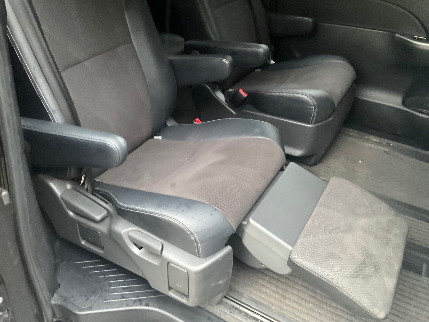 Used Toyota Estima 2014 for sale - 76946753: Photo 25