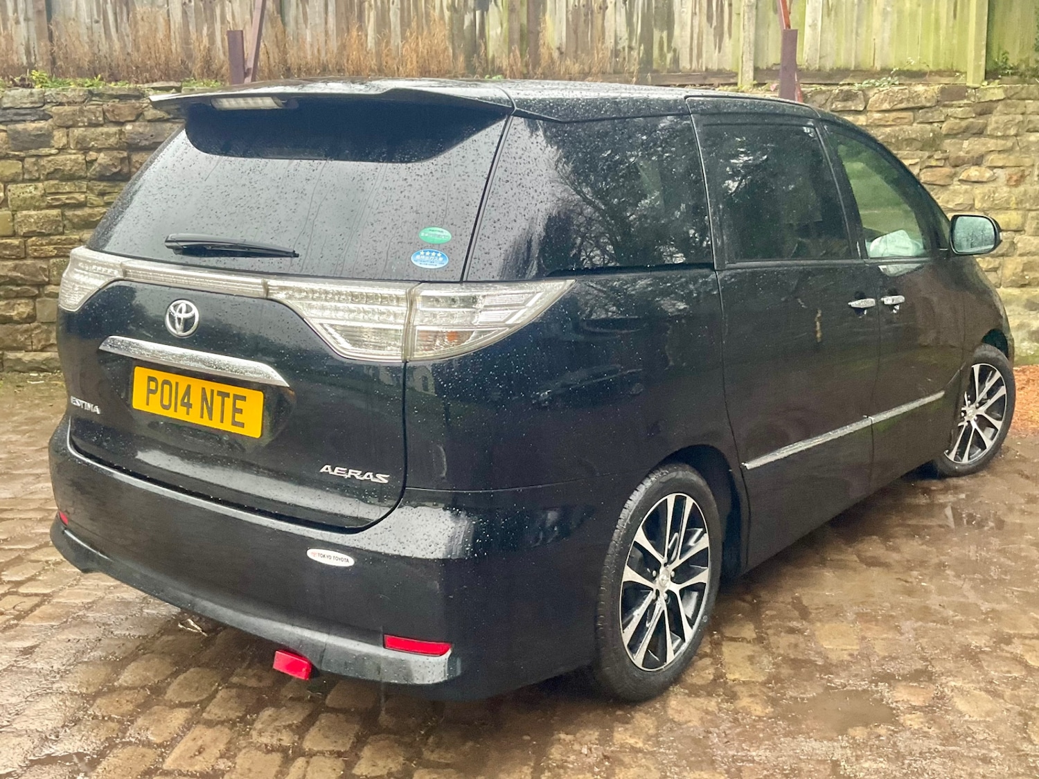 Used Toyota Estima 2014 for sale - 76946753: Photo 6