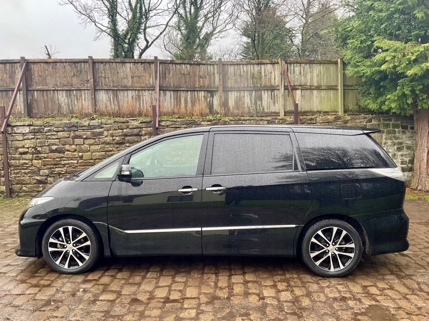 Used Toyota Estima 2014 for sale - 76946753: Photo 7