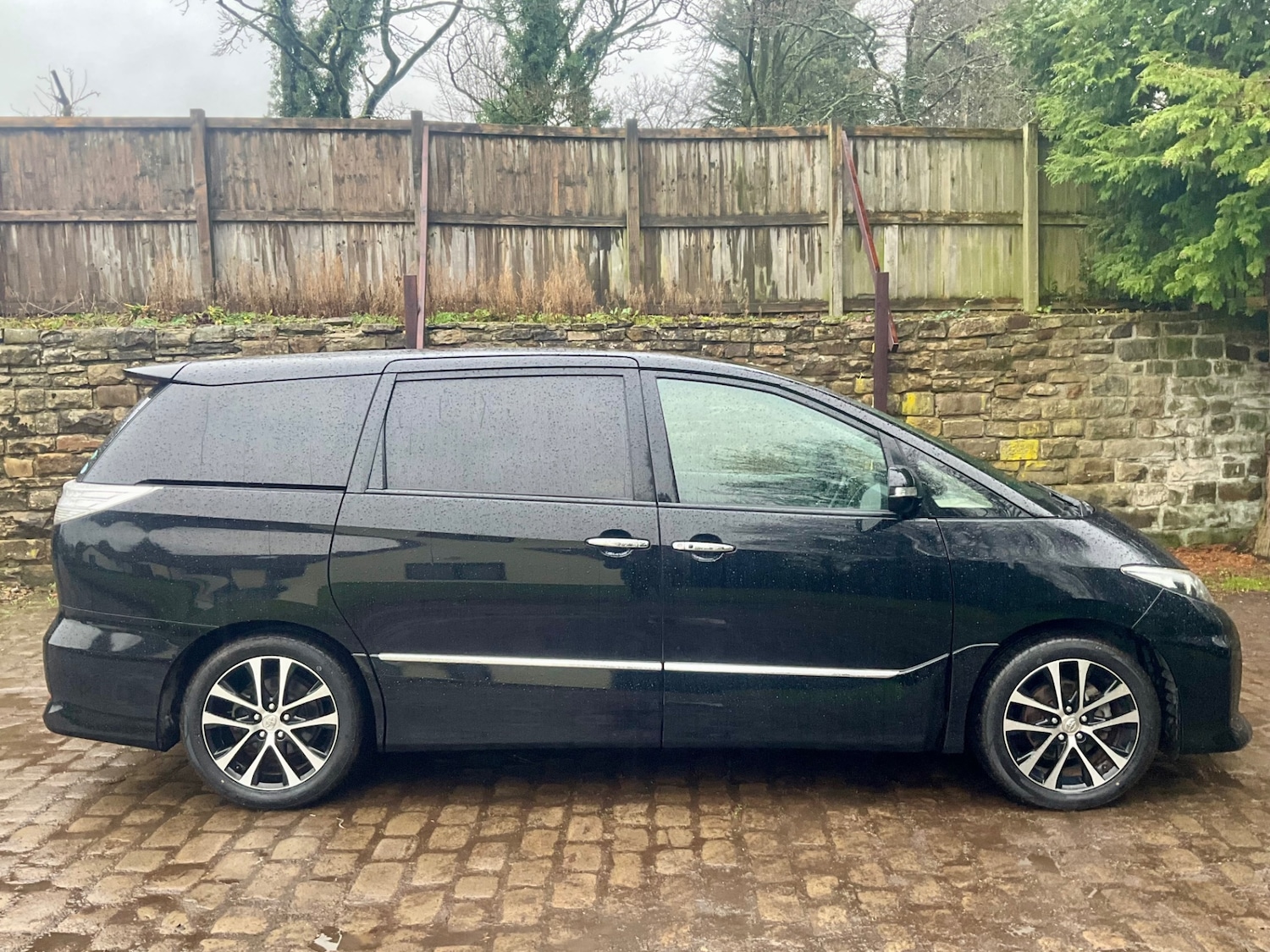 Used Toyota Estima 2014 for sale - 76946753: Photo 9