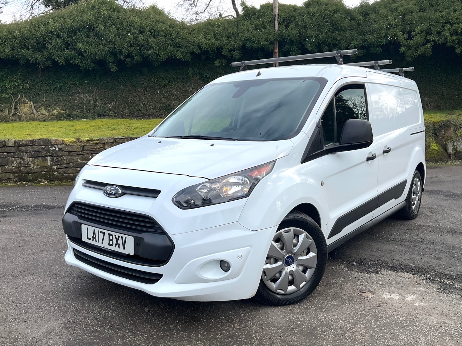 Used Ford Transit Connect 2017 for sale - 77651191: Photo 1