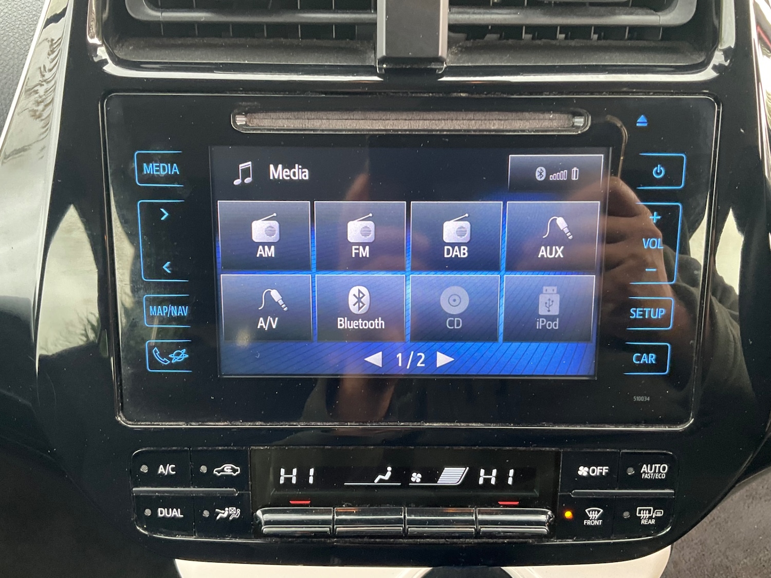 Used Toyota Prius 2017 for sale - 76636836: Photo 29