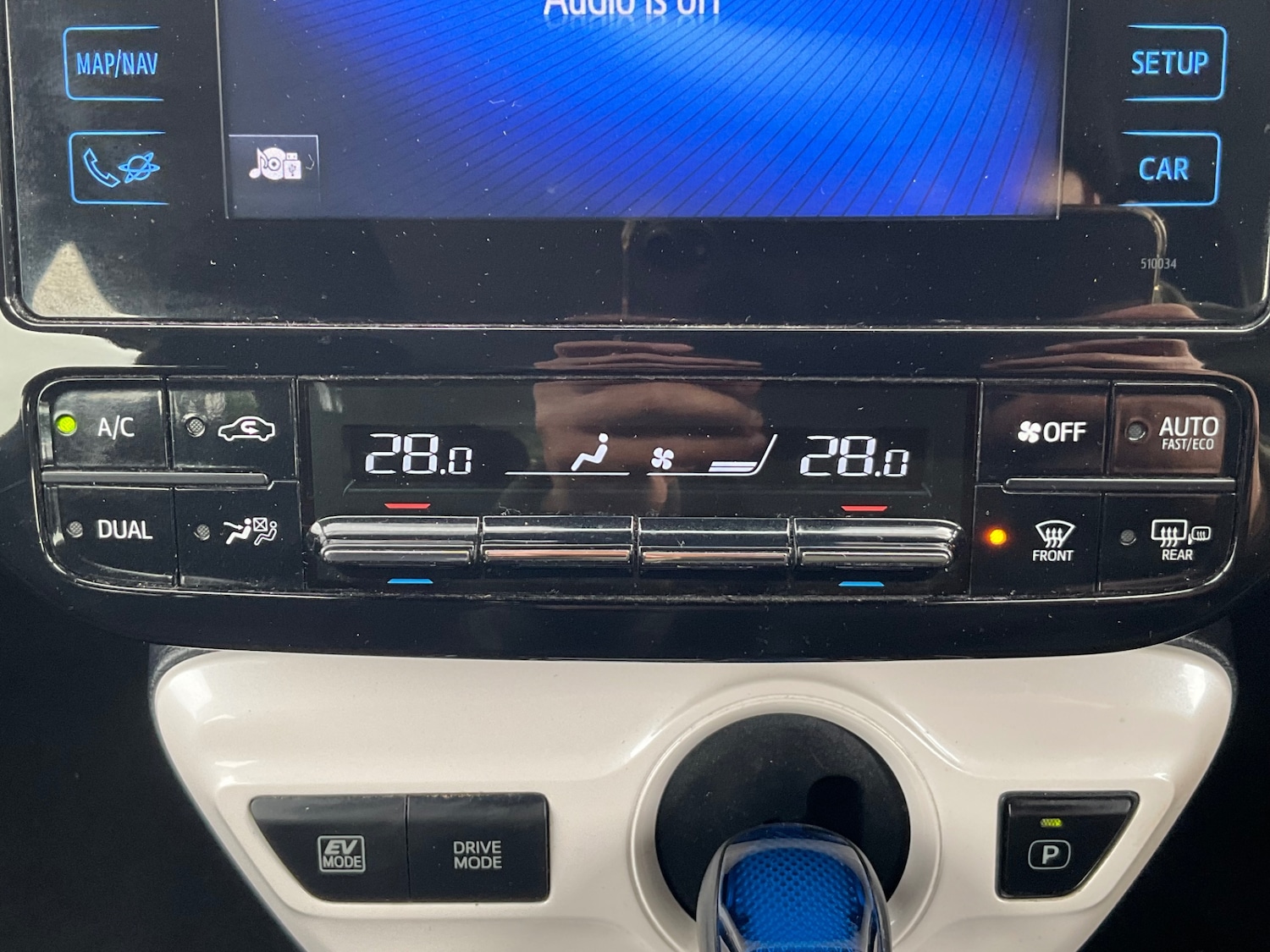 Used Toyota Prius 2017 for sale - 76636836: Photo 31