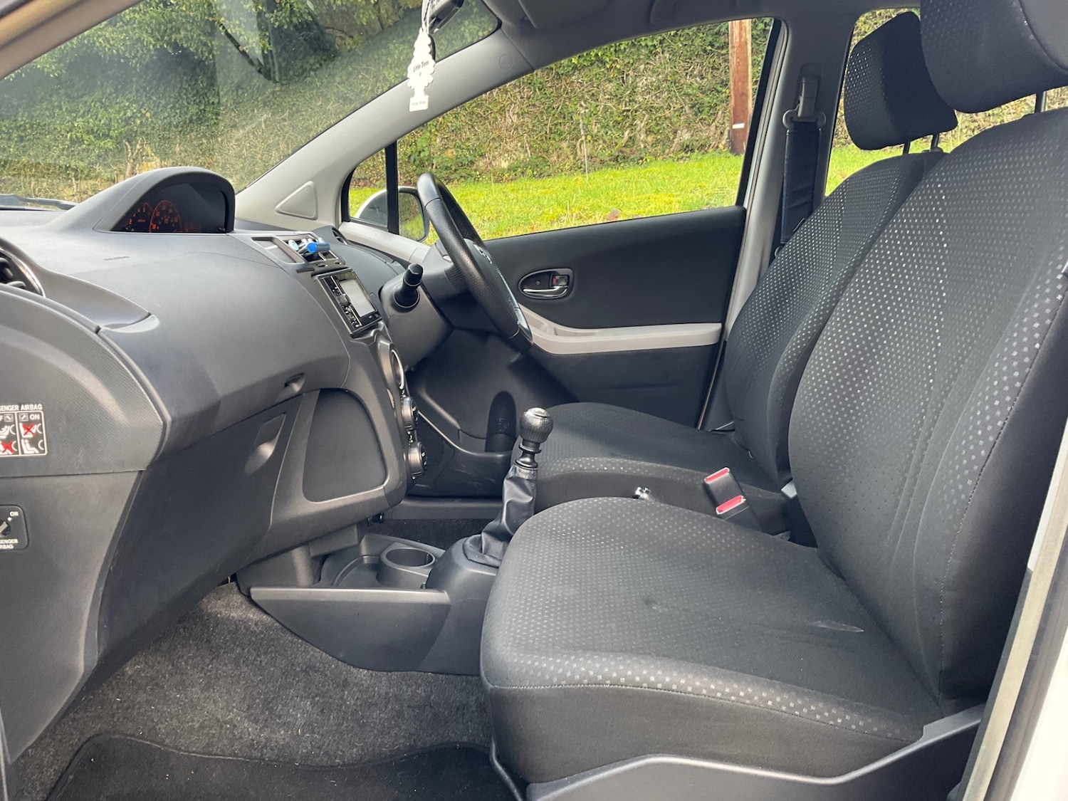 Used Toyota Yaris 2011 for sale - 77262418: Photo 13