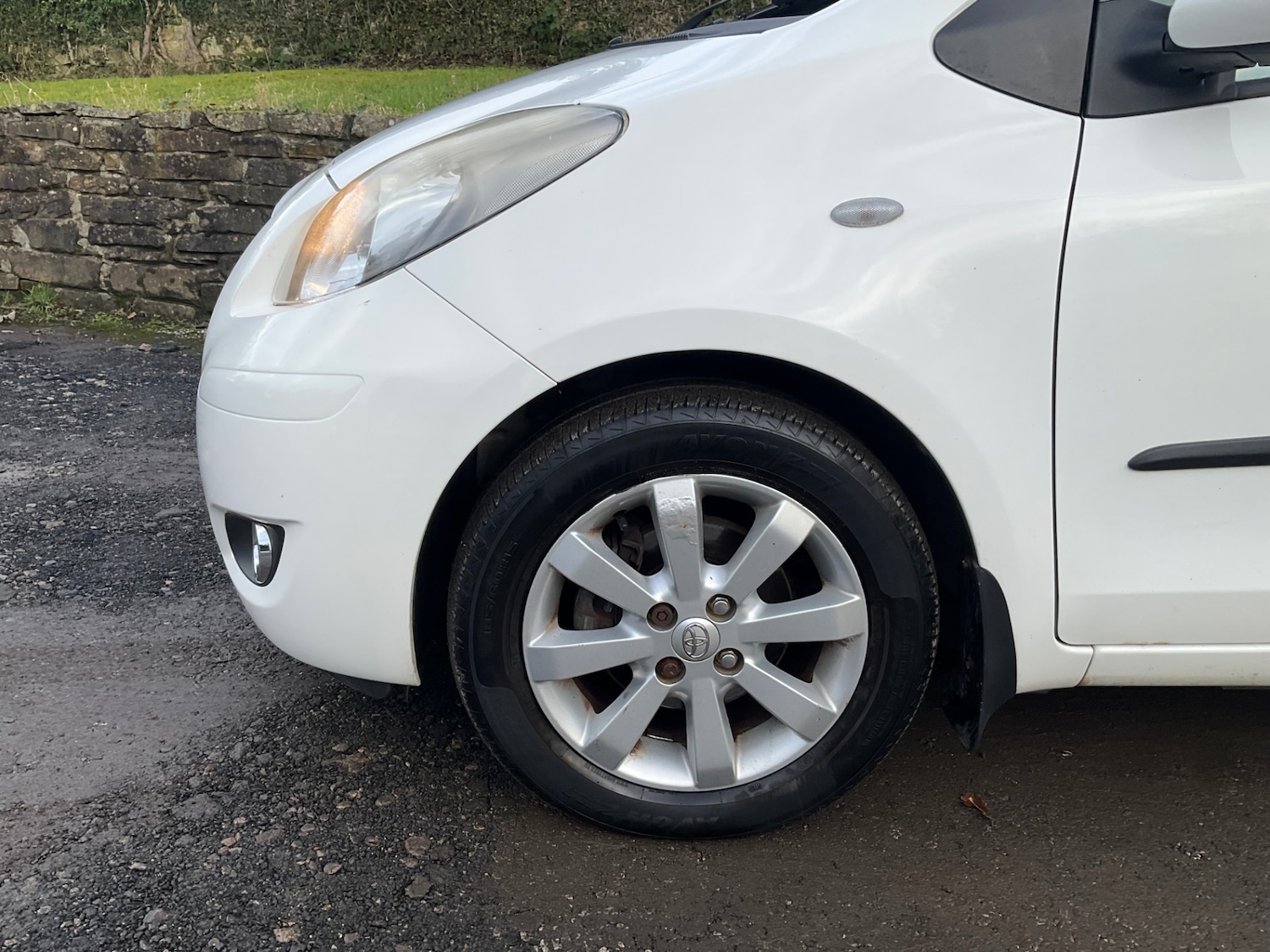 Used Toyota Yaris 2011 for sale - 77262418: Photo 43