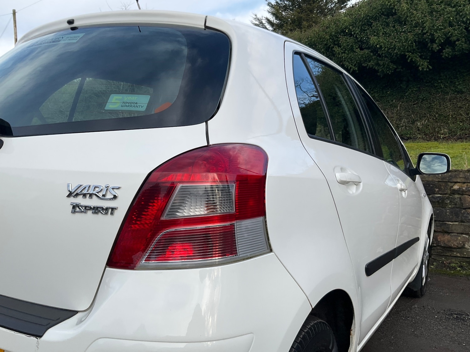 Used Toyota Yaris 2011 for sale - 77262418: Photo 50