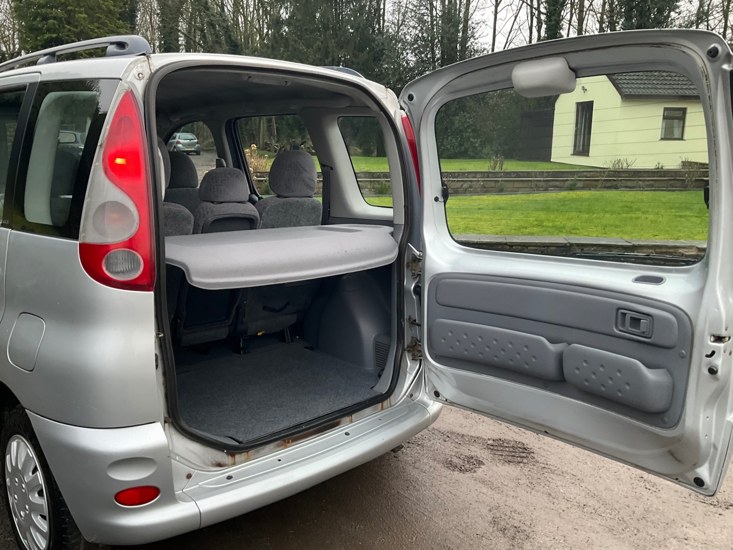 Used Toyota Yaris Verso 2003 for sale - 77210934: Photo 21