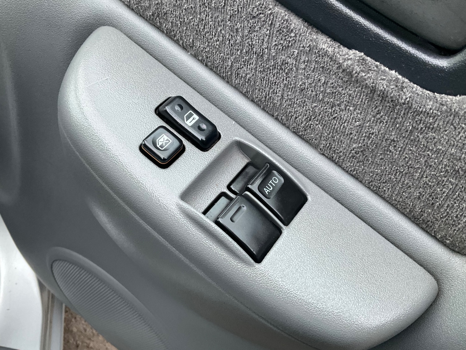 Used Toyota Yaris Verso 2003 for sale - 77210934: Photo 30