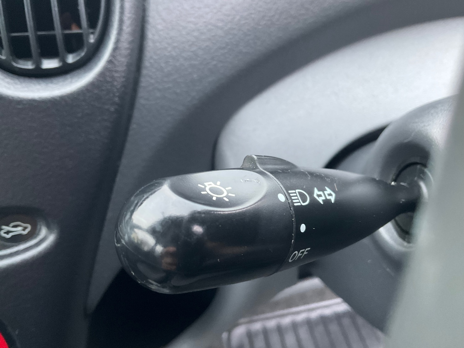 Used Toyota Yaris Verso 2003 for sale - 77210934: Photo 34