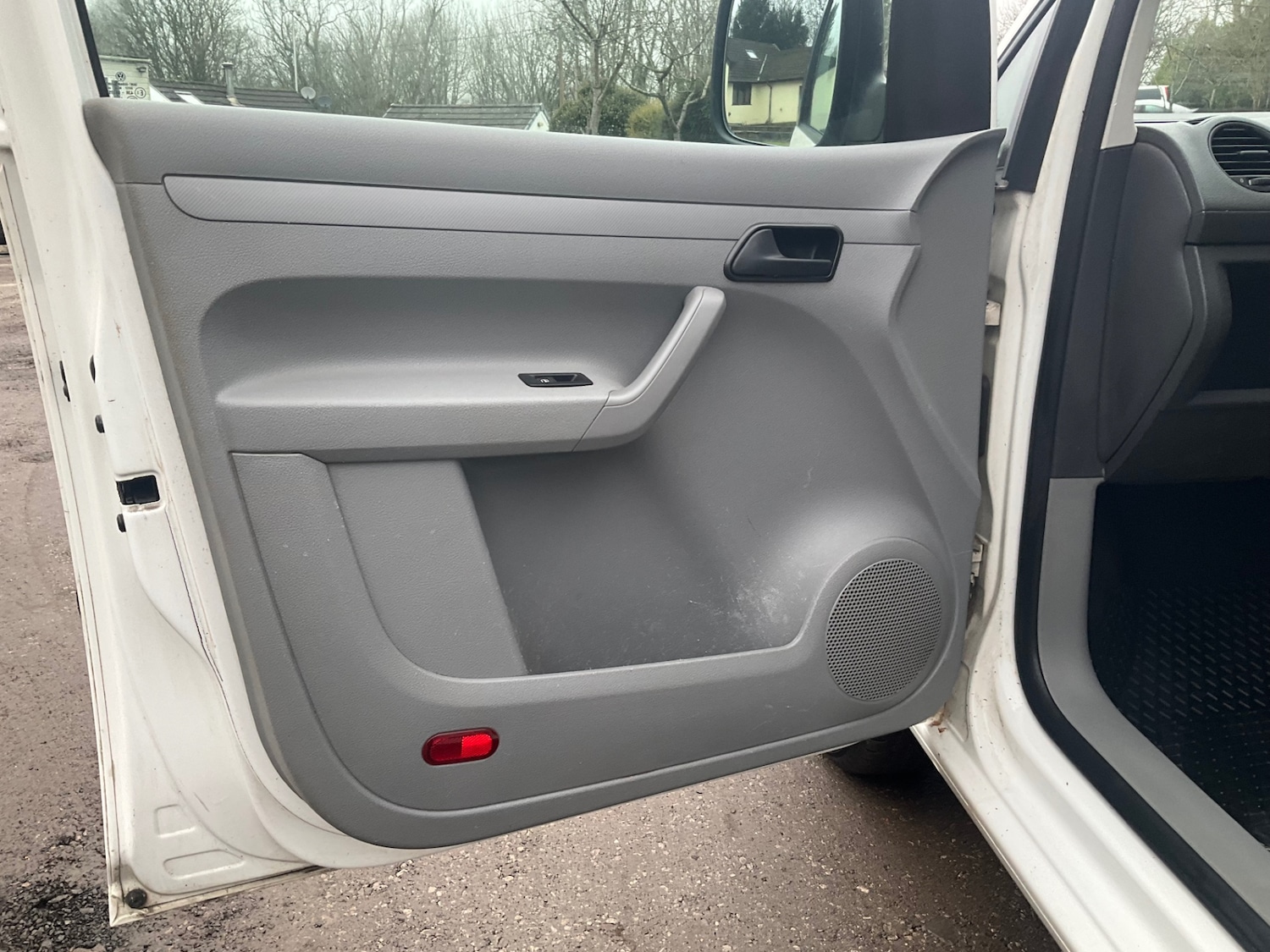 Used Volkswagen Caddy Maxi 2009 for sale - 77502874: Photo 19