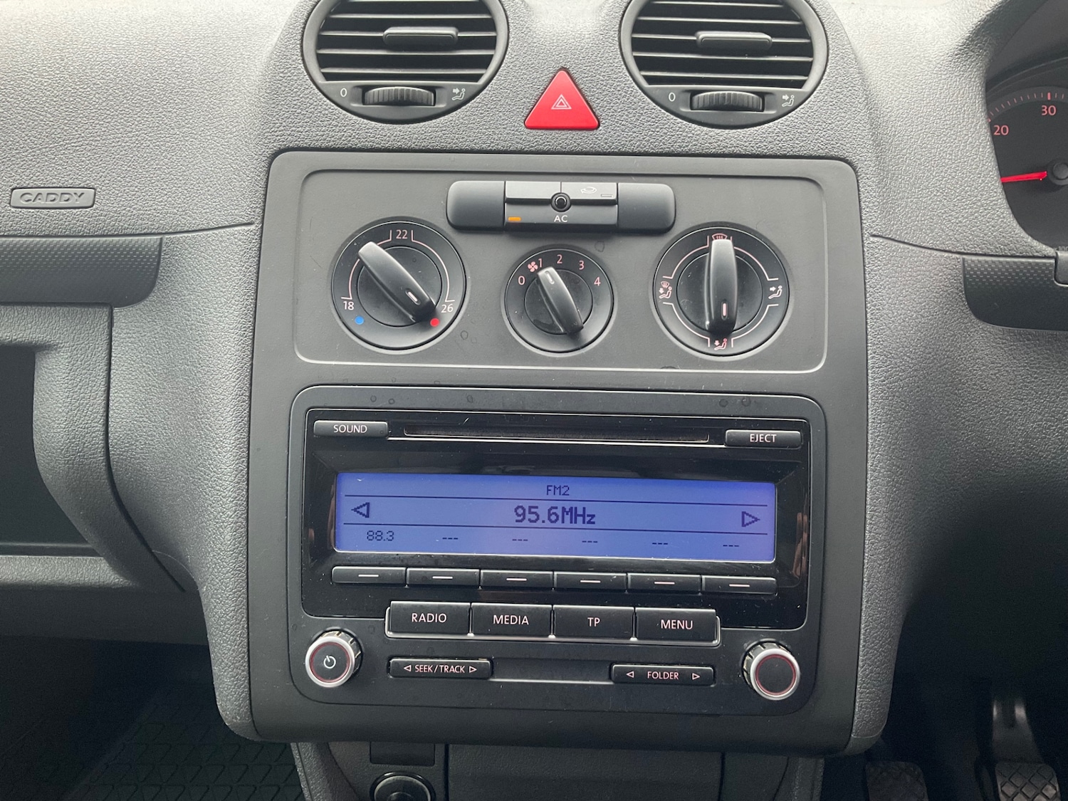 Used Volkswagen Caddy Maxi 2009 for sale - 77502874: Photo 26