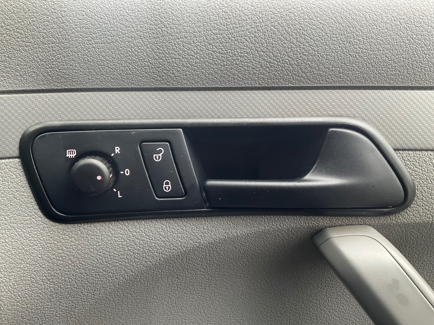 Used Volkswagen Caddy Maxi 2009 for sale - 77502874: Photo 29