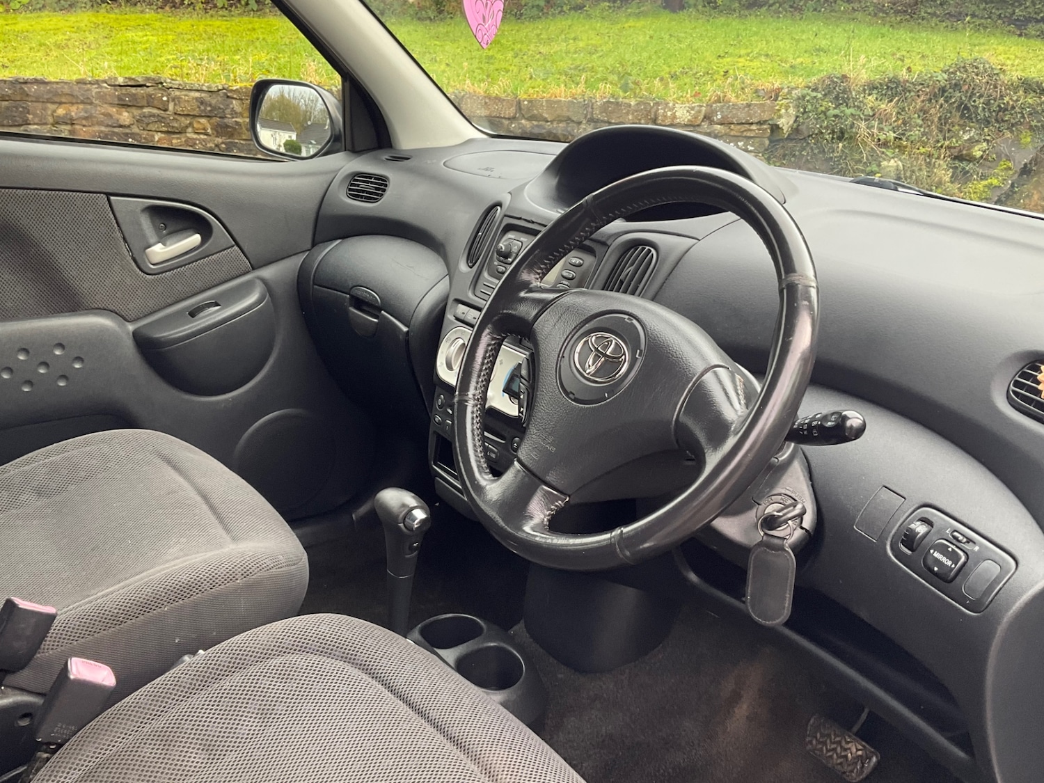 Used Toyota Yaris Verso 2005 for sale - 76719657: Photo 11