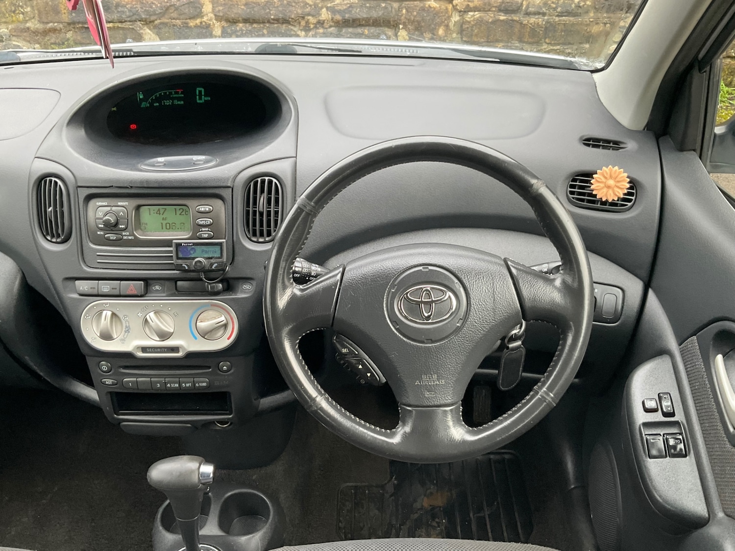 Used Toyota Yaris Verso 2005 for sale - 76719657: Photo 21