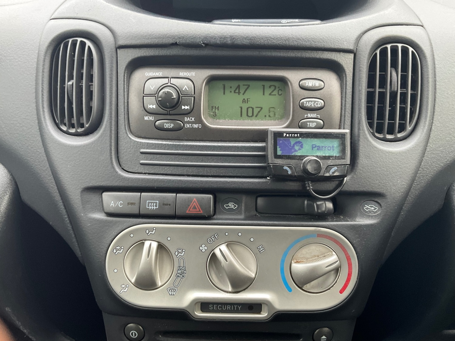 Used Toyota Yaris Verso 2005 for sale - 76719657: Photo 22