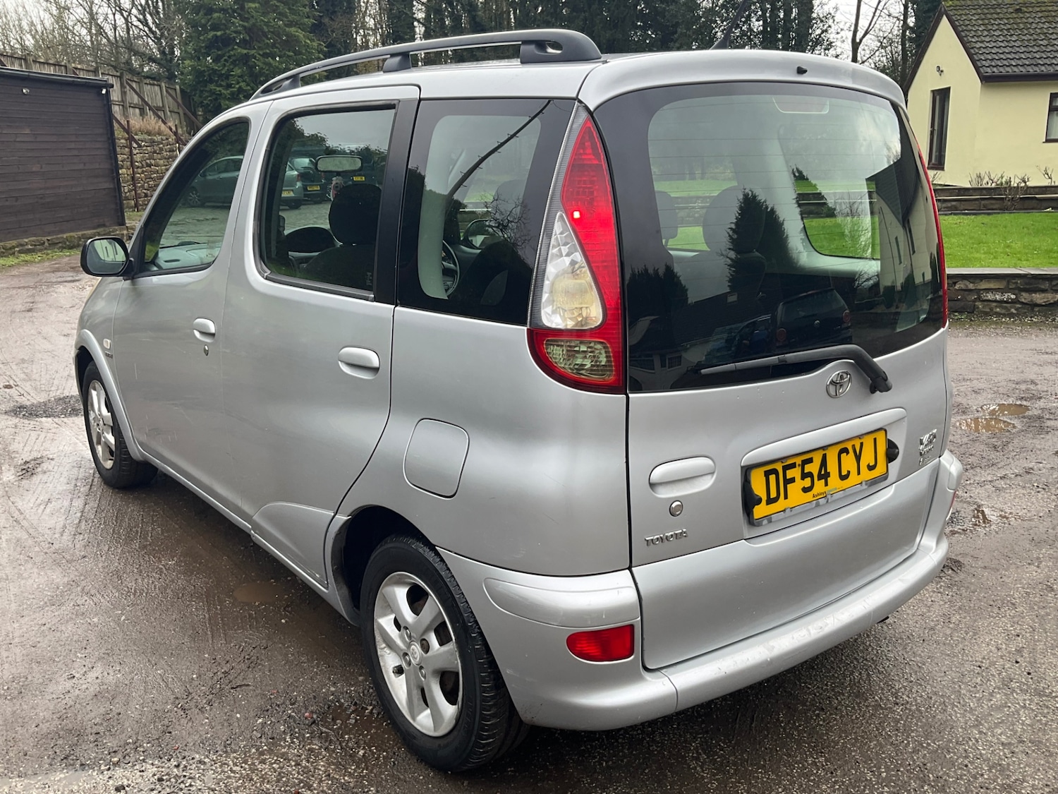 Used Toyota Yaris Verso 2005 for sale - 76719657: Photo 4