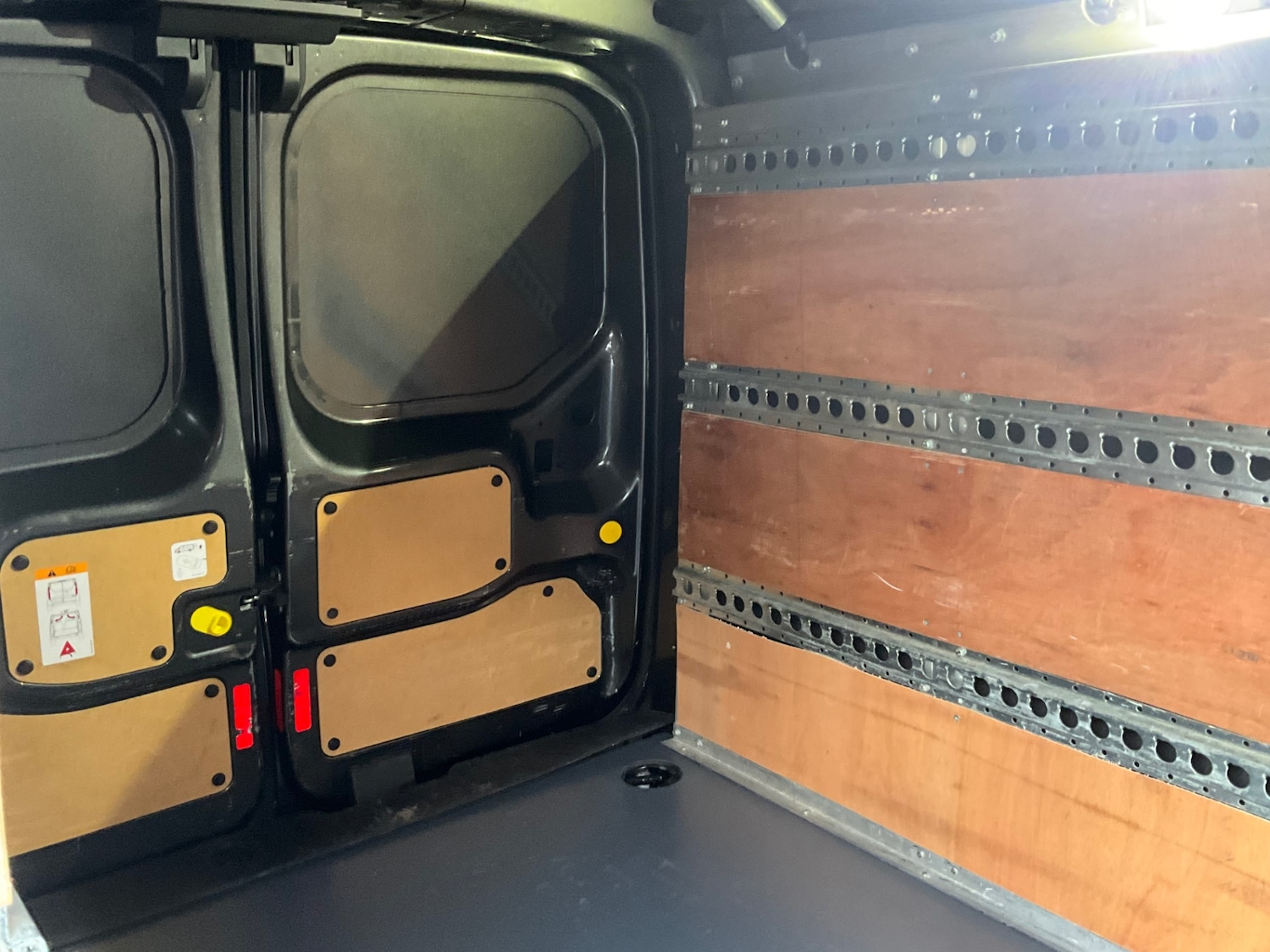 Used Ford Transit Connect 2017 for sale - 77366881: Photo 13