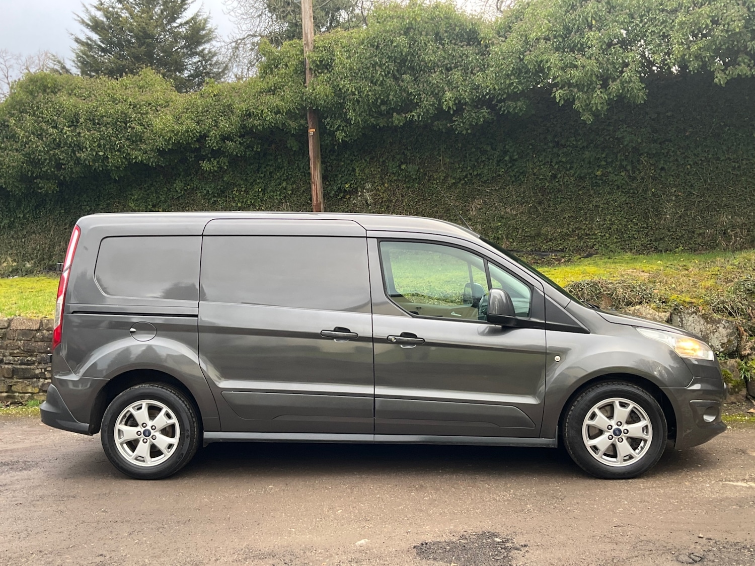 Used Ford Transit Connect 2017 for sale - 77366881: Photo 7