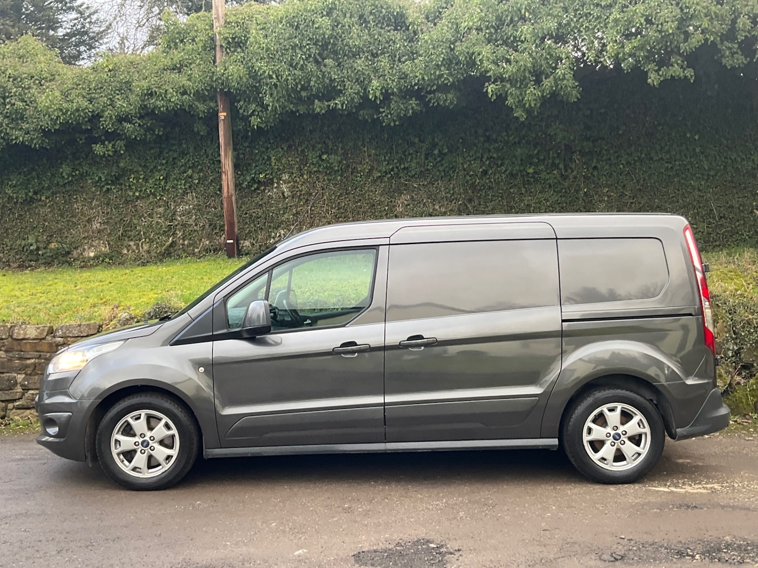 Used Ford Transit Connect 2017 for sale - 77366881: Photo 9