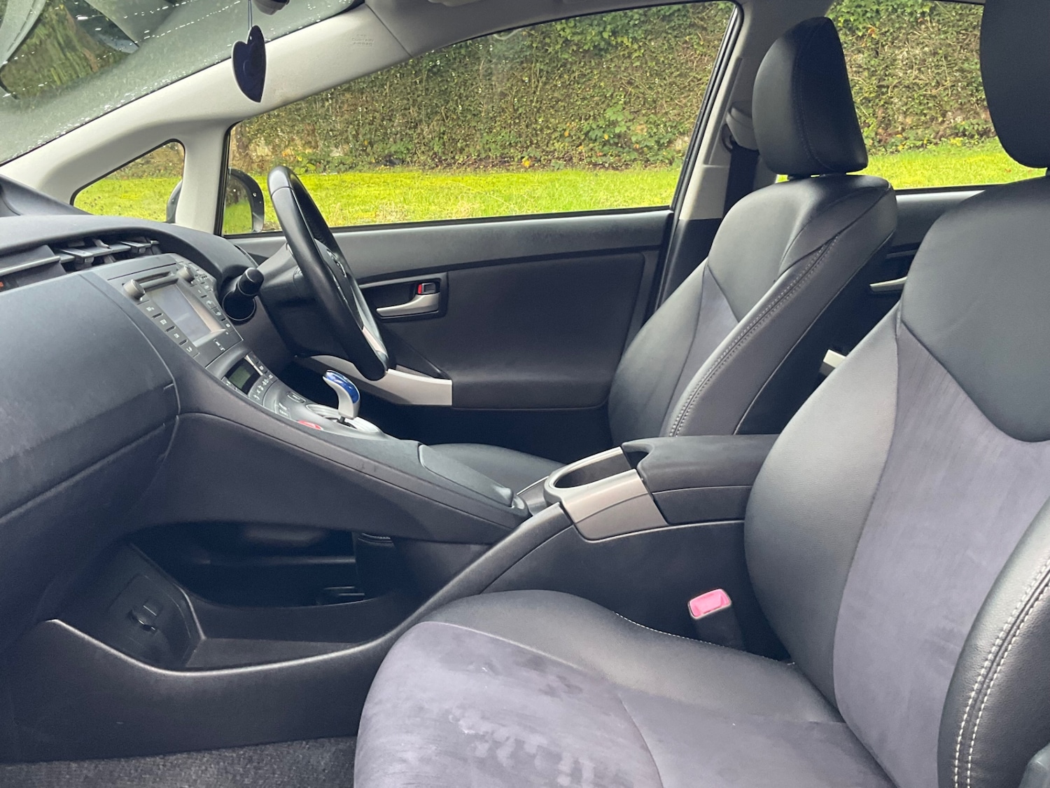 Used Toyota Prius 2013 for sale - 77173294: Photo 13