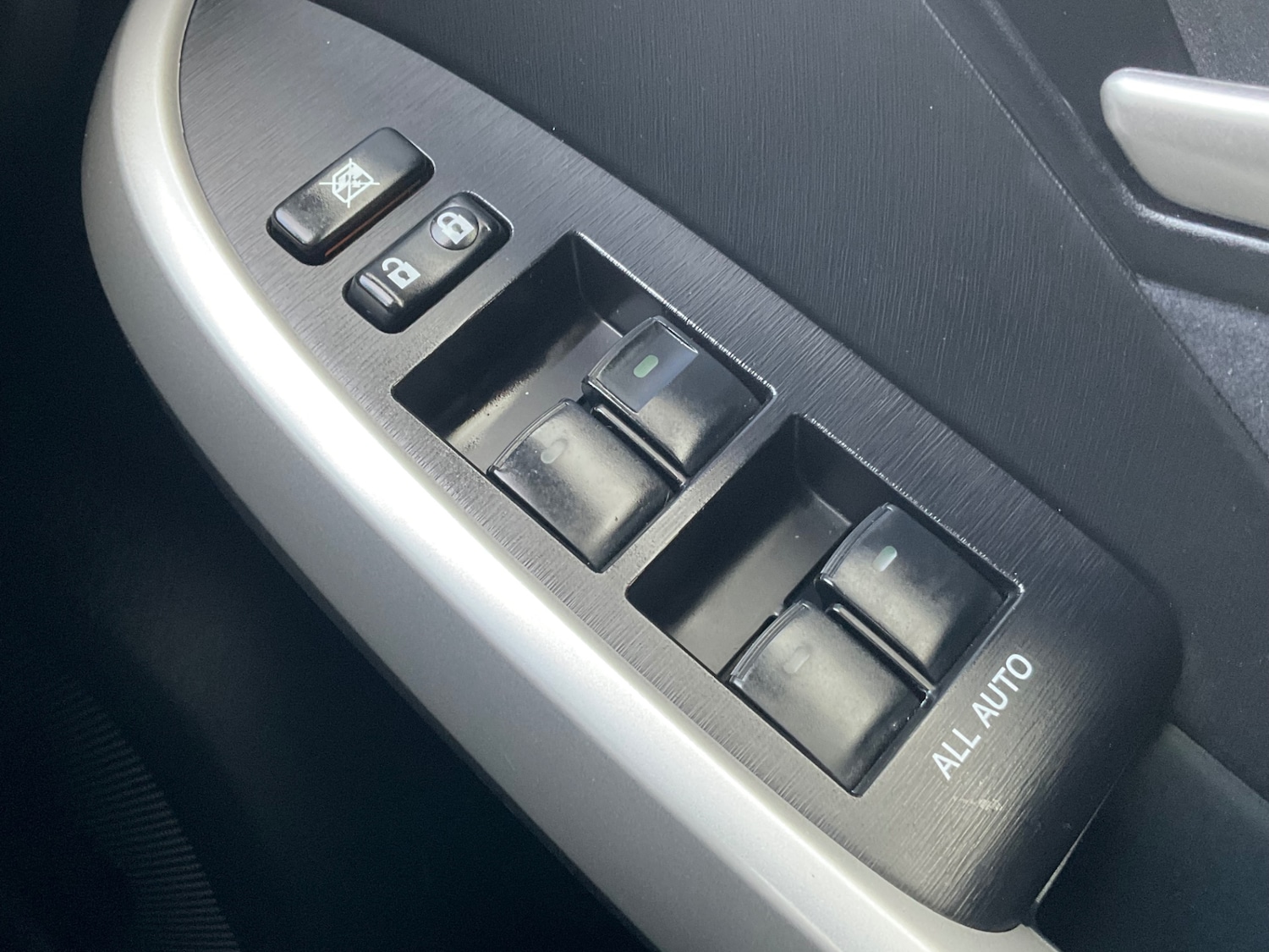 Used Toyota Prius 2013 for sale - 77173294: Photo 39