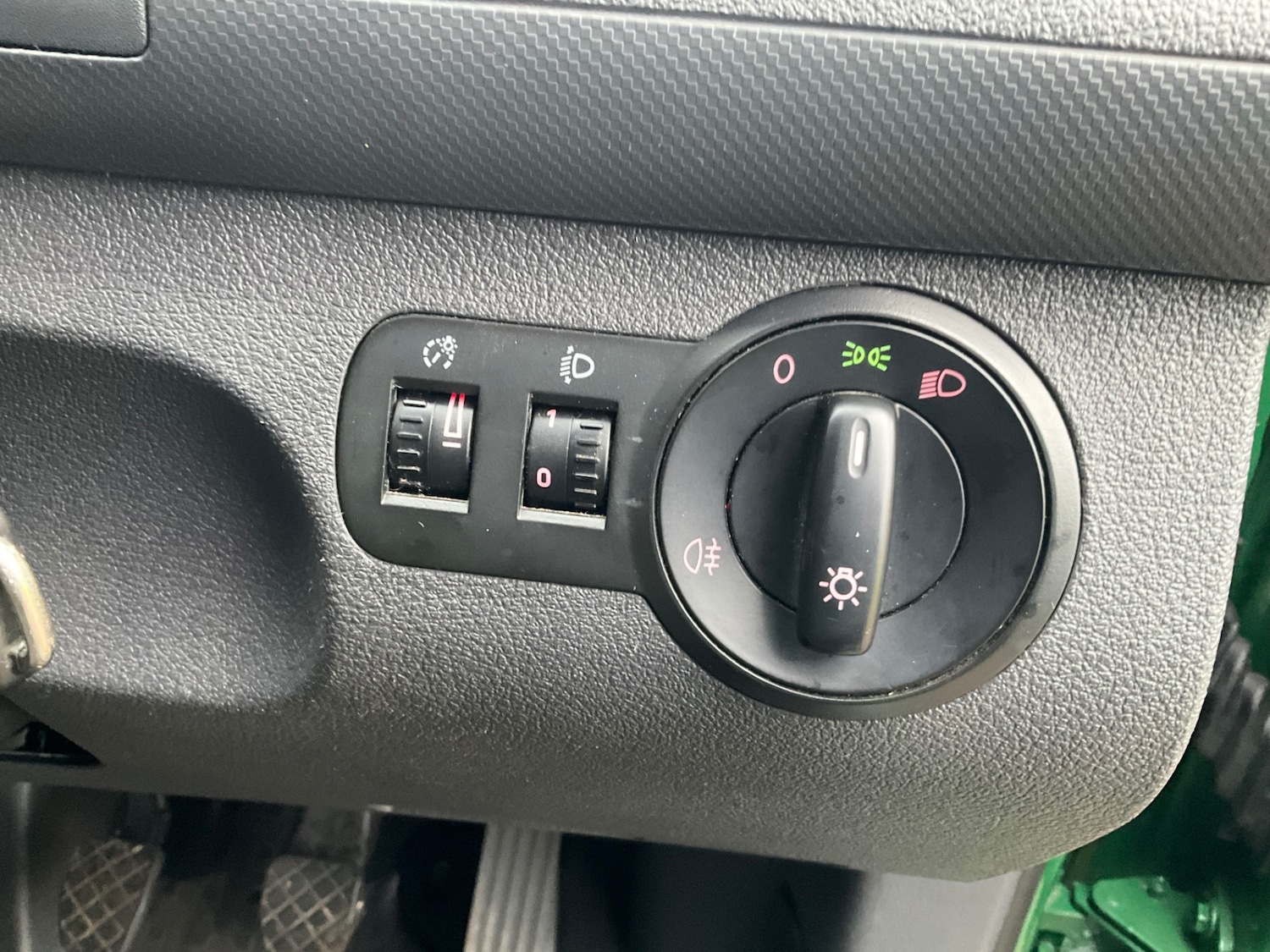 Used Volkswagen Caddy Maxi 2015 for sale - 76853911: Photo 27