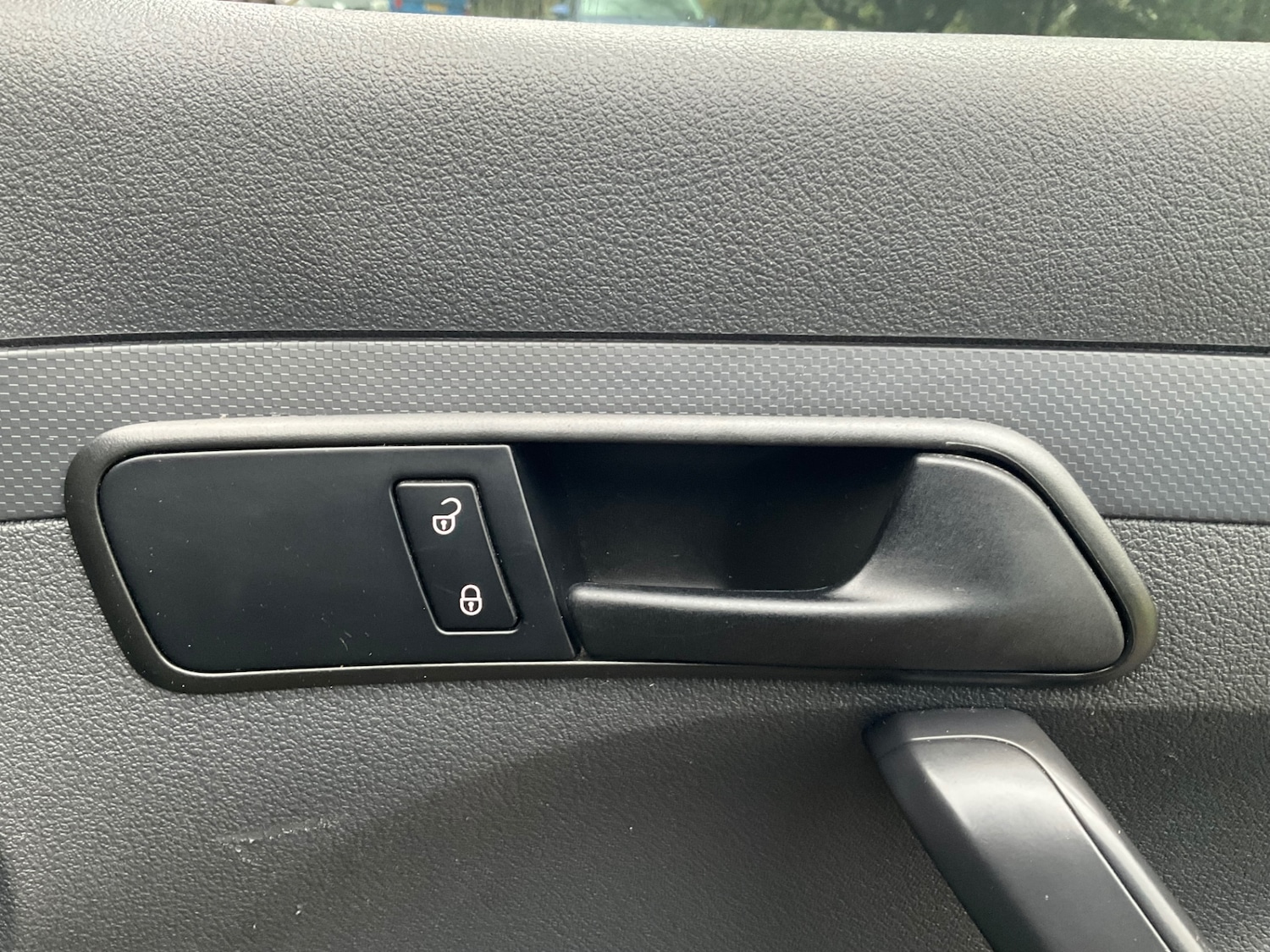 Used Volkswagen Caddy Maxi 2015 for sale - 76853911: Photo 28