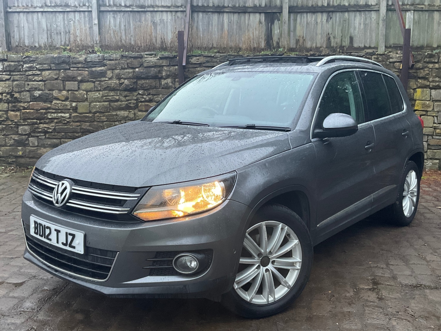 Used Volkswagen Tiguan 2012 for sale - 76911480: Photo 1
