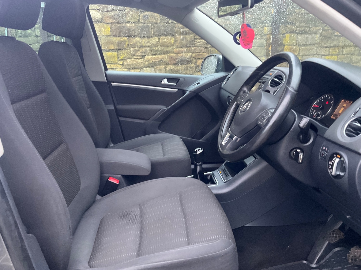 Used Volkswagen Tiguan 2012 for sale - 76911480: Photo 10