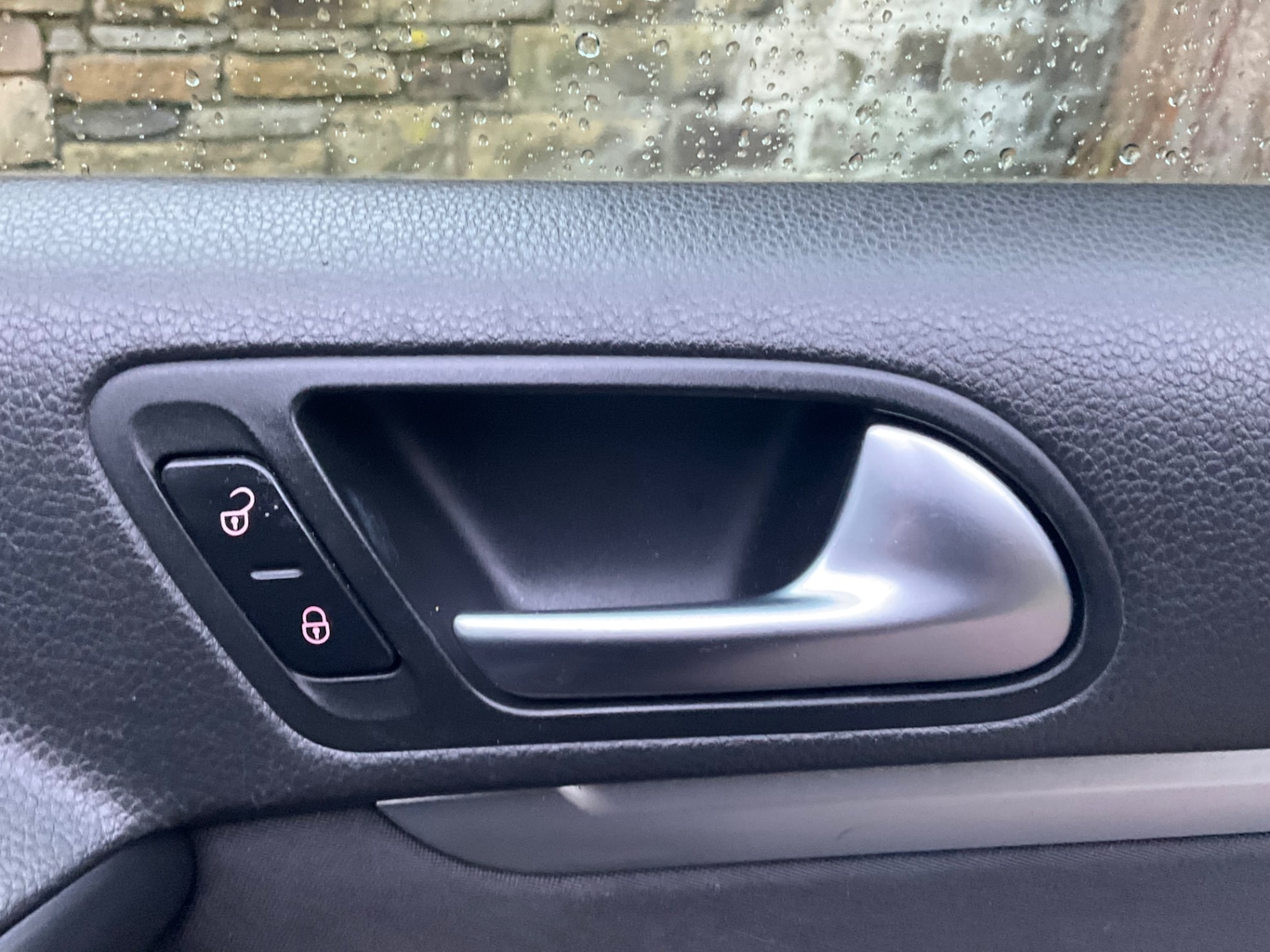 Used Volkswagen Tiguan 2012 for sale - 76911480: Photo 29