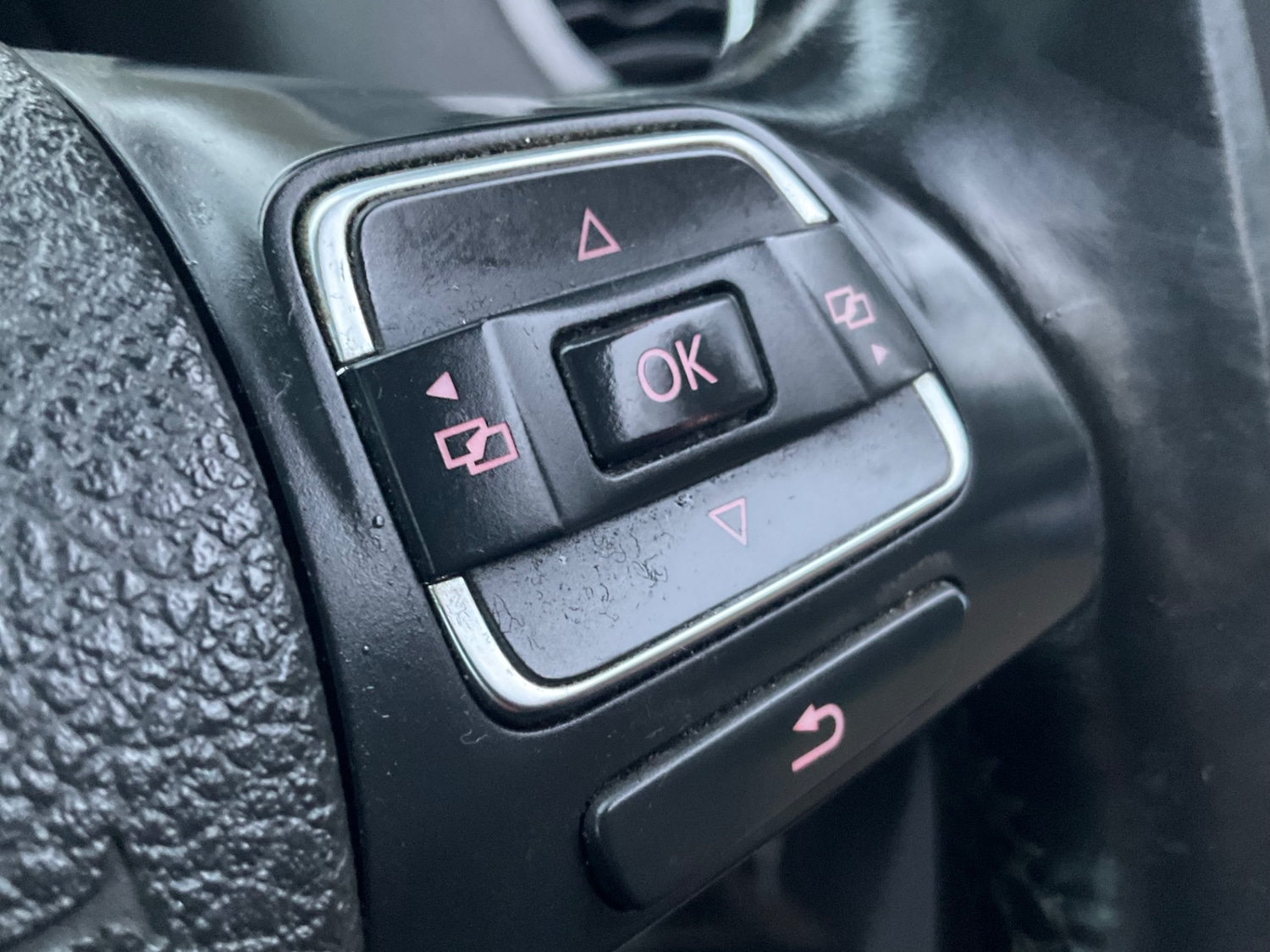 Used Volkswagen Tiguan 2012 for sale - 76911480: Photo 31