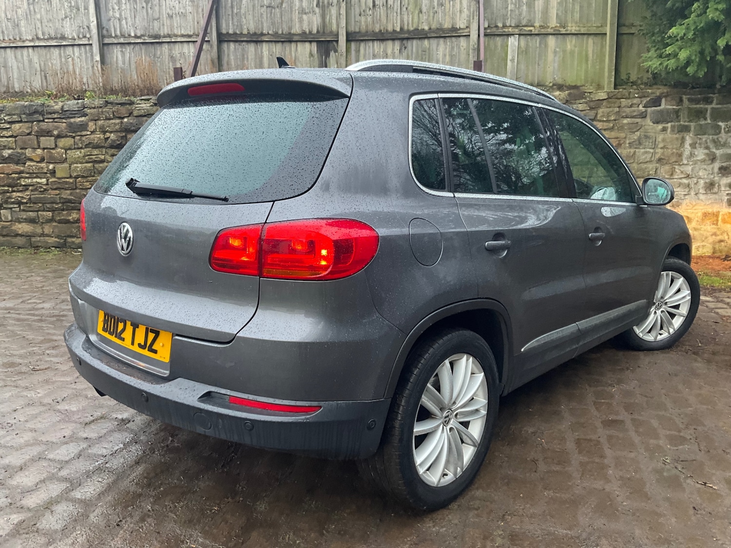 Used Volkswagen Tiguan 2012 for sale - 76911480: Photo 6