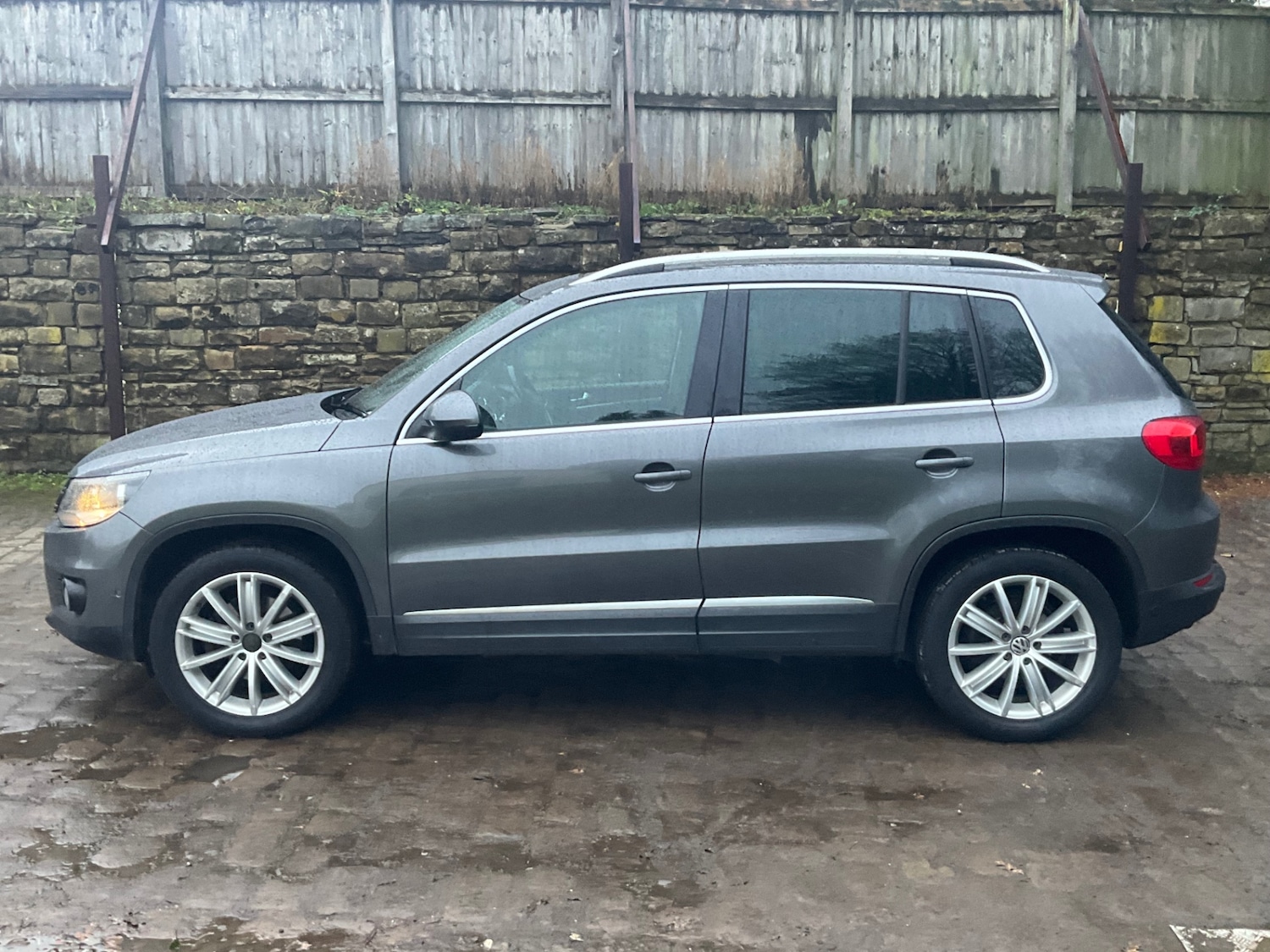 Used Volkswagen Tiguan 2012 for sale - 76911480: Photo 7