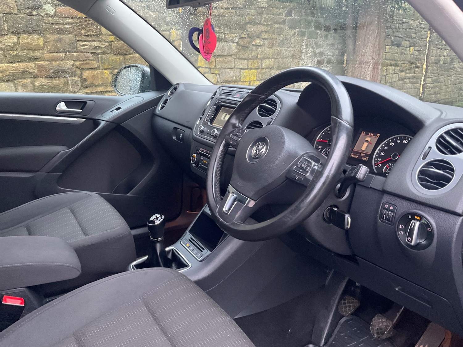 Used Volkswagen Tiguan 2012 for sale - 76911480: Photo 9