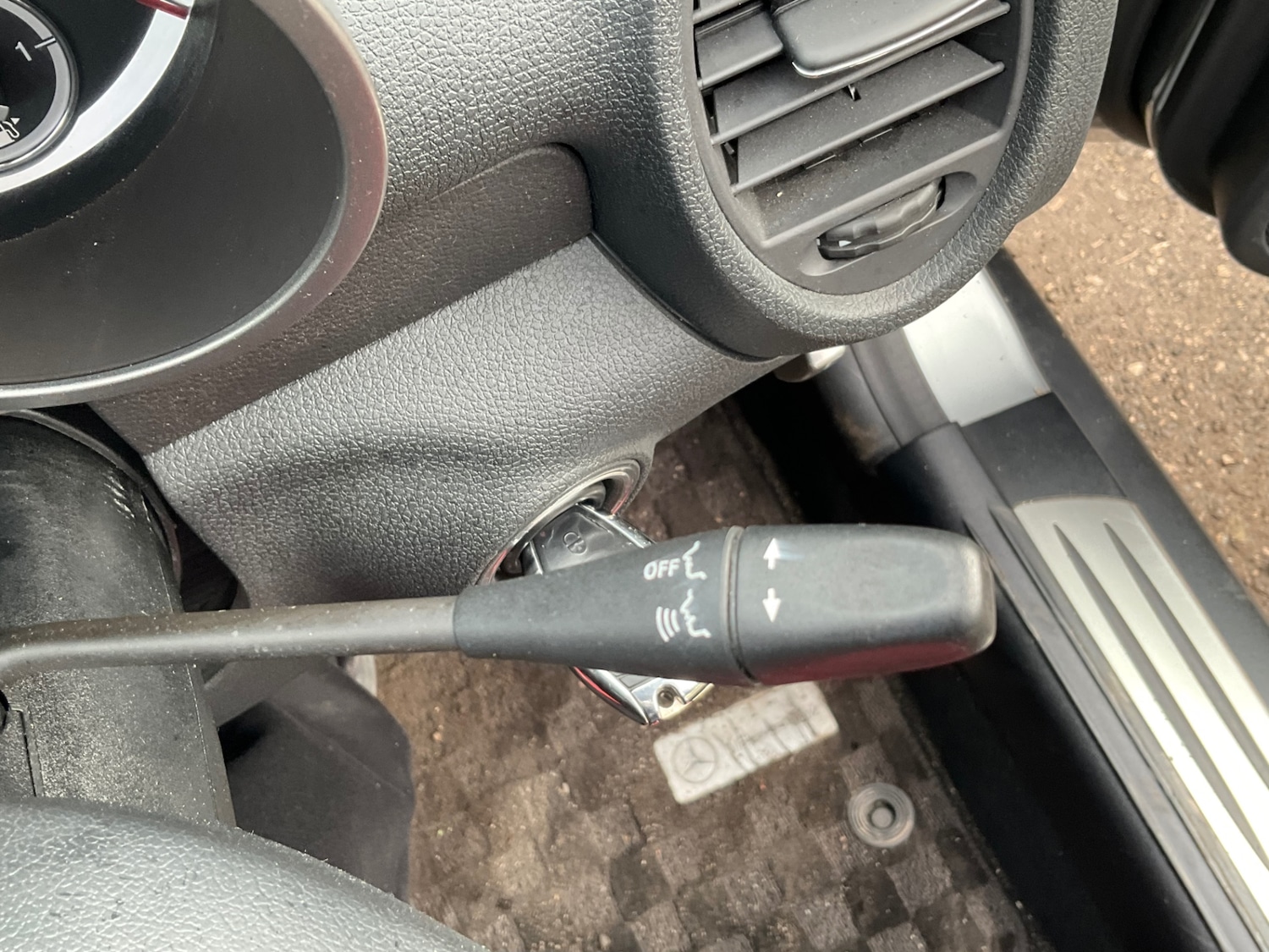 Used Mercedes-Benz SLK 2025 for sale - 76636875: Photo 31