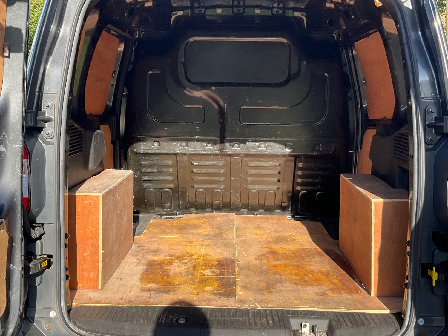 Used Ford Transit Courier 2018 for sale - 77889972: Photo 10