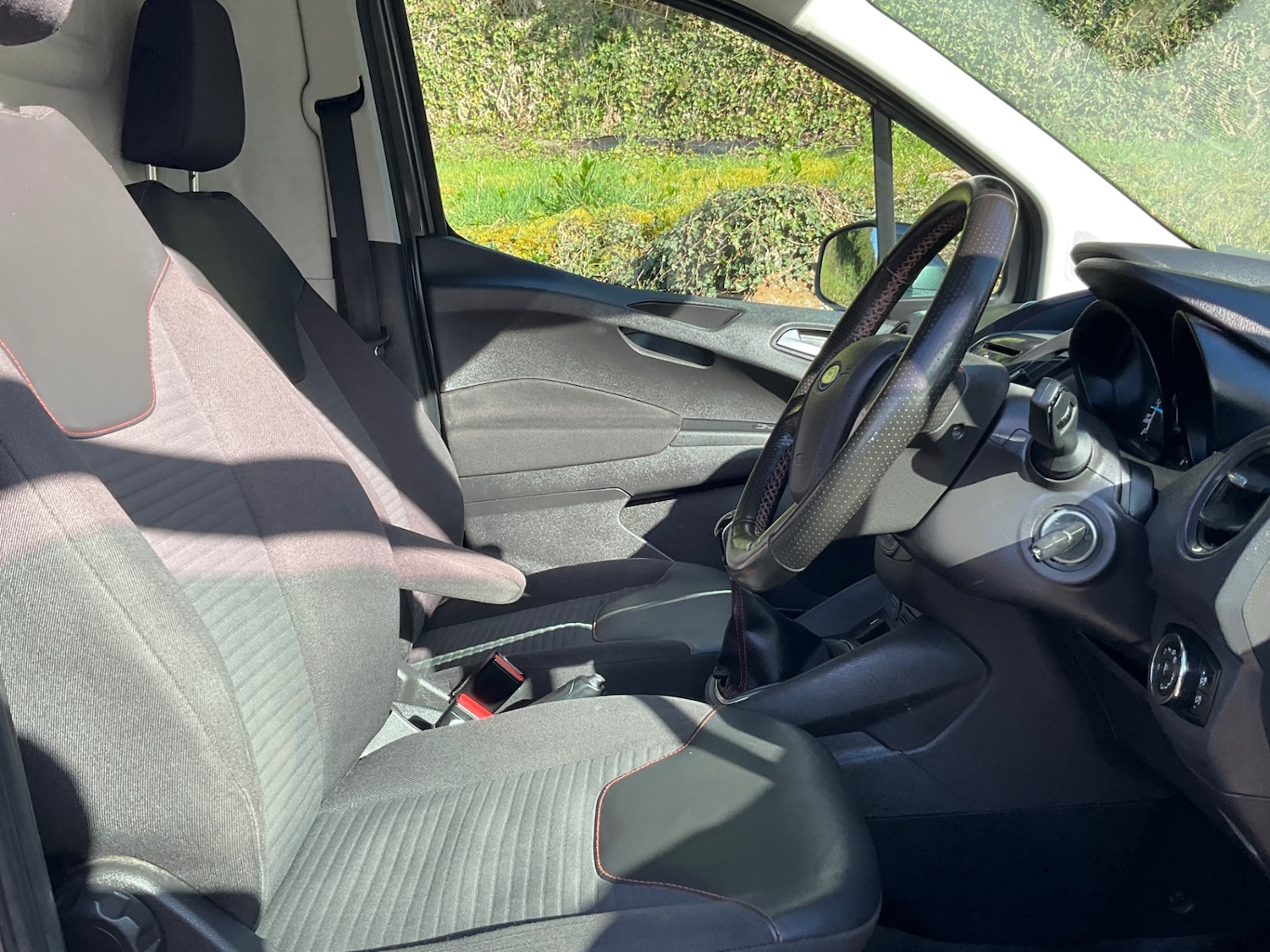 Used Ford Transit Courier 2018 for sale - 77889972: Photo 17