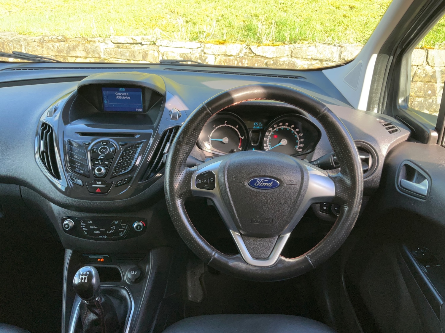 Used Ford Transit Courier 2018 for sale - 77889972: Photo 21