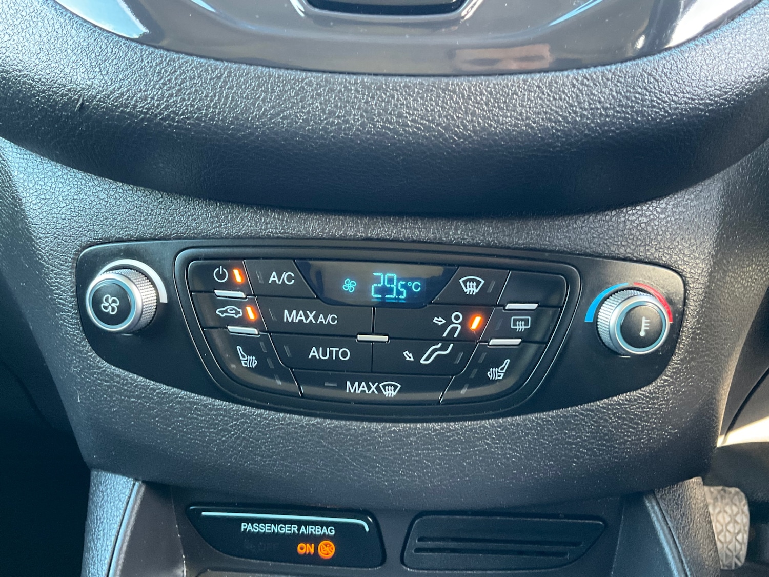 Used Ford Transit Courier 2018 for sale - 77889972: Photo 23