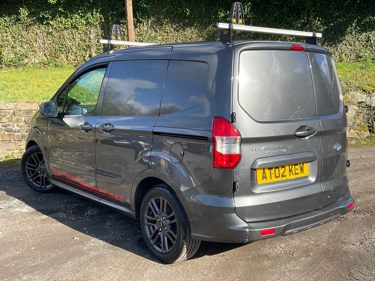 Used Ford Transit Courier 2018 for sale - 77889972: Photo 4