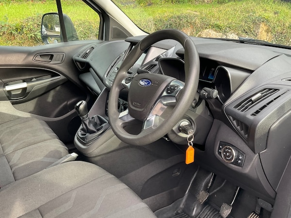 Used Ford Transit Connect 2017 for sale - 76161619: Photo 16