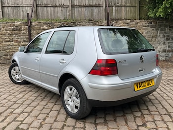 Used Volkswagen Golf 2002 for sale - 75265273: Photo