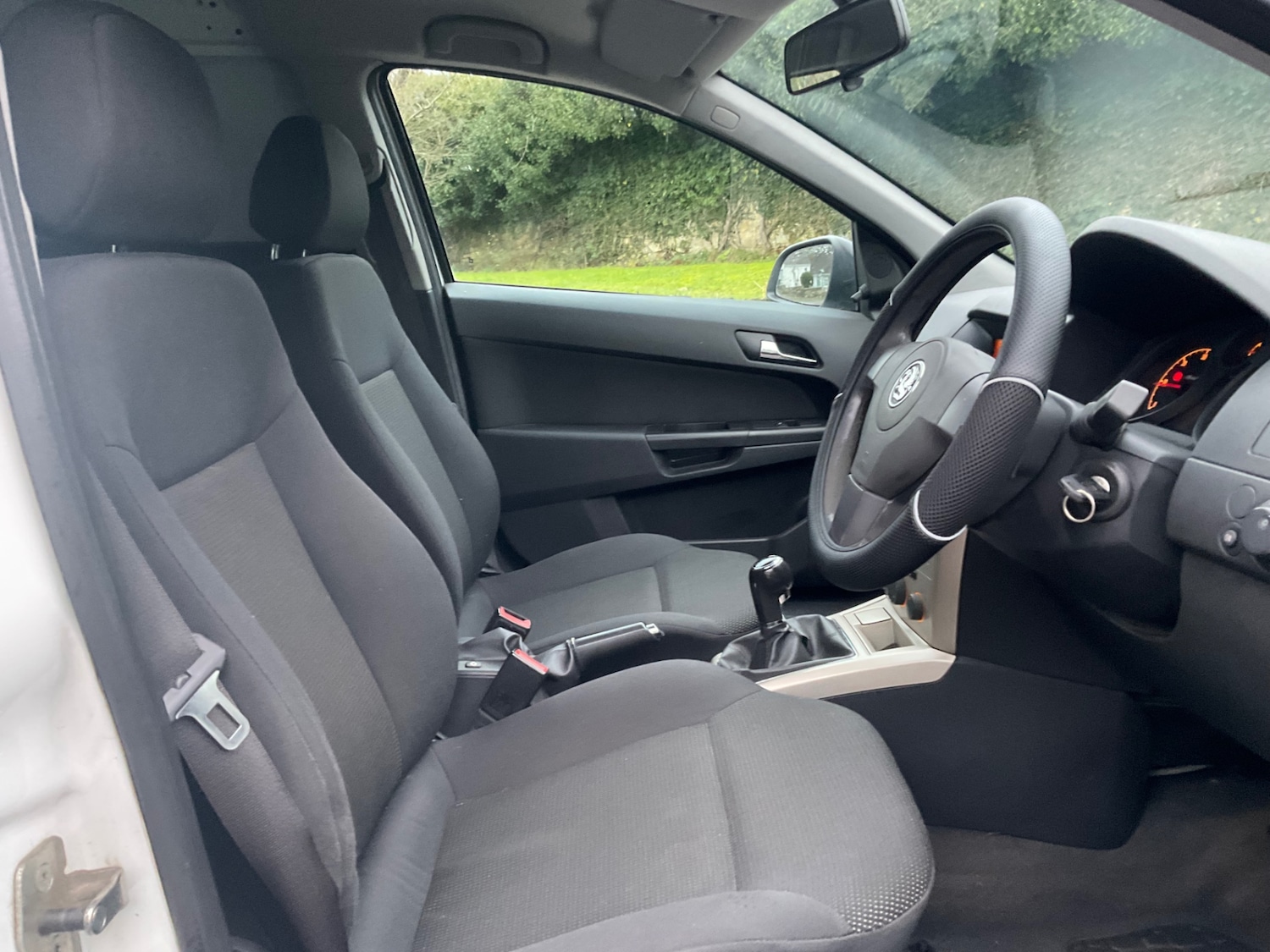 Used Vauxhall Astra Van 2010 for sale - 76709234: Photo 12