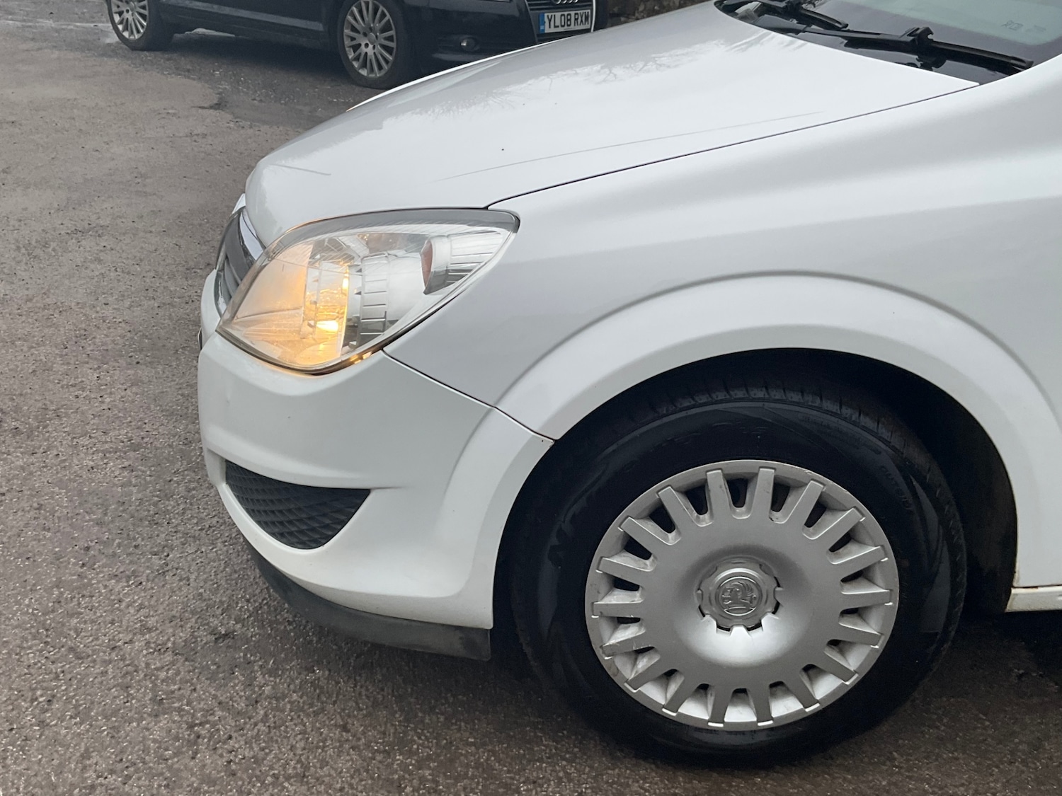 Used Vauxhall Astra Van 2010 for sale - 76709234: Photo 30