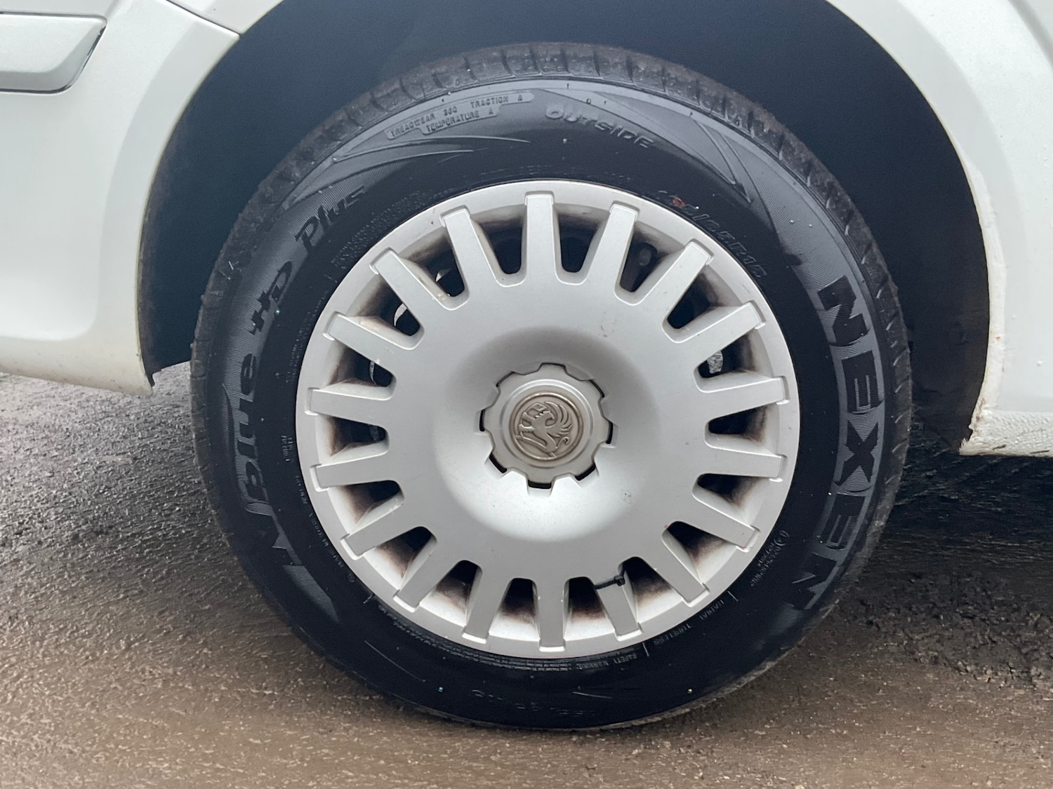 Used Vauxhall Astra Van 2010 for sale - 76709234: Photo 35