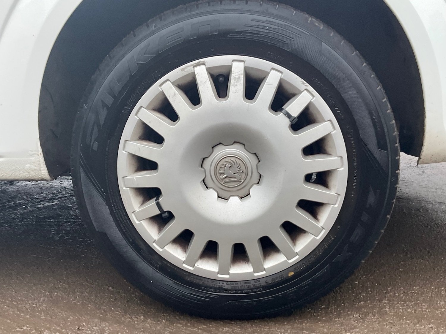 Used Vauxhall Astra Van 2010 for sale - 76709234: Photo 38